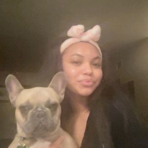 Meet your Posher, Jasmine